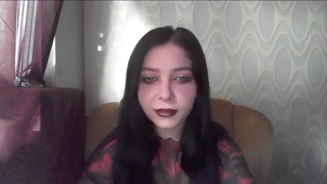 Snapshot of RileyTight chatting on 06/08/26, 08:15 RileyTight online show from 06/08/26, 08:15