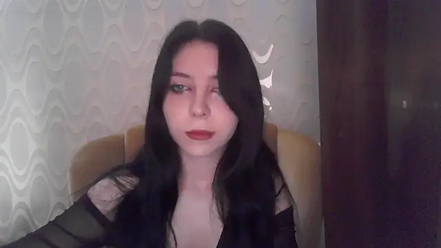 Snapshot of RileyTight chatting on 07/07/26, 09:02 RileyTight online show from 07/07/26, 09:02
