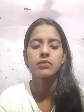 Snapshot of Saloni-Tyagi chatting on 06/23/26, 11:19 Saloni-Tyagi online show from 06/23/26, 11:19