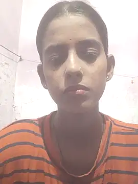Snapshot of Saloni-Tyagi chatting on 07/27/26, 05:53 Saloni-Tyagi online show from 07/27/26, 05:53