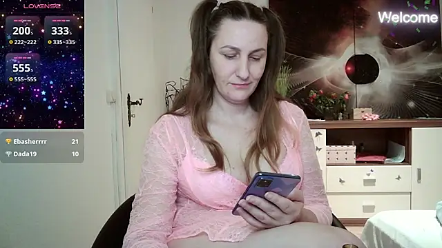 Yevgeshka-Milashka online show from 02/16/25, 06:21