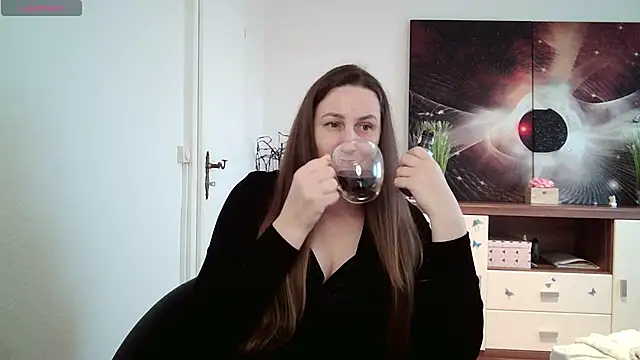 Yevgeshka-Milashka online show from 02/19/25, 06:55