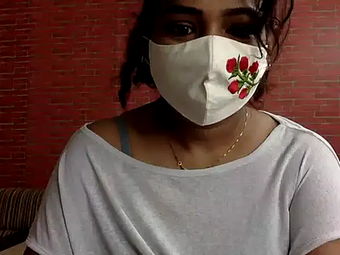 Nisha-moon online show from 07/21/26, 06:49