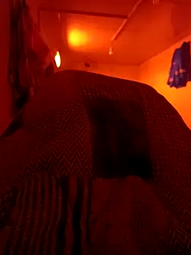 Snapshot of Singlemaleforcouples chatting on 03/03/26, 12:39 Singlemaleforcouples online show from 03/03/26, 12:39