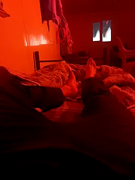 Snapshot of Singlemaleforcouples chatting on 03/06/26, 08:16 Singlemaleforcouples online show from 03/06/26, 08:16