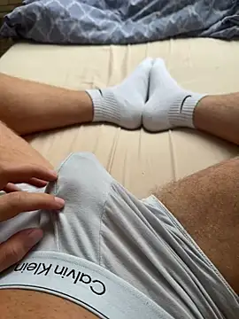 Young-Boy05 online show from 06/02/26, 04:20