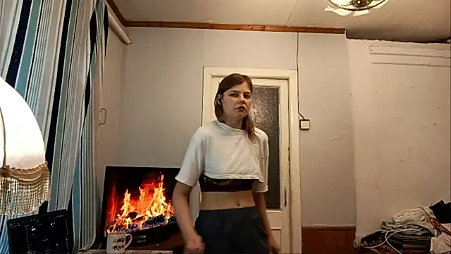 Snapshot of SonyaElliston chatting on 06/10/26, 04:28 SonyaElliston online show from 06/10/26, 04:28