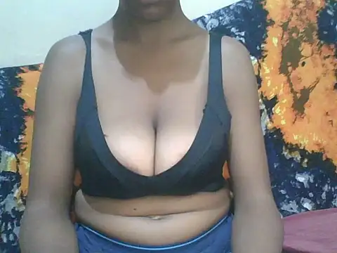 Snapshot of Goddessvega chatting on 06/04/26, 05:13 Goddessvega online show from 06/04/26, 05:13