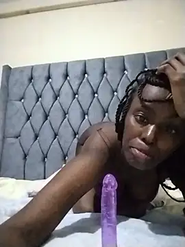 Snapshot of kendy_sexy chatting on 06/11/26, 12:32 kendy sexy online show from 06/11/26, 12:32