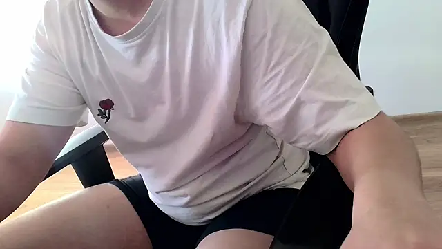 Travis Patrick online show from 06/17/26, 05:03