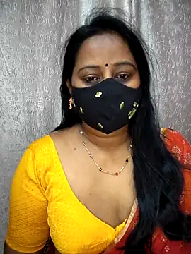Snapshot of Nithya_ chatting on 06/15/26, 07:21 Nithya online show from 06/15/26, 07:21