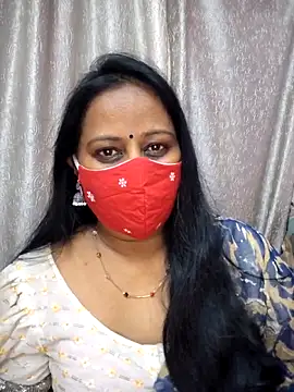 Snapshot of Nithya_ chatting on 06/27/26, 05:40 Nithya online show from 06/27/26, 05:40