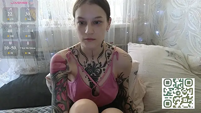 Snapshot of Little_skinnyDevil chatting on 06/29/26, 12:06 Little skinnyDevil online show from 06/29/26, 12:06