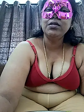 Snapshot of Hot_Sreeja_Tamil chatting on 07/16/26, 08:09 Hot Sreeja Tamil online show from 07/16/26, 08:09
