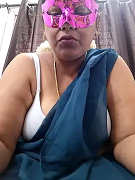 Snapshot of Hot_Sreeja_Tamil chatting on 07/28/26, 04:19 Hot Sreeja Tamil online show from 07/28/26, 04:19