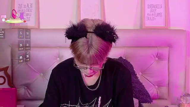 Kim Adrien online show from 06/28/26, 04:07