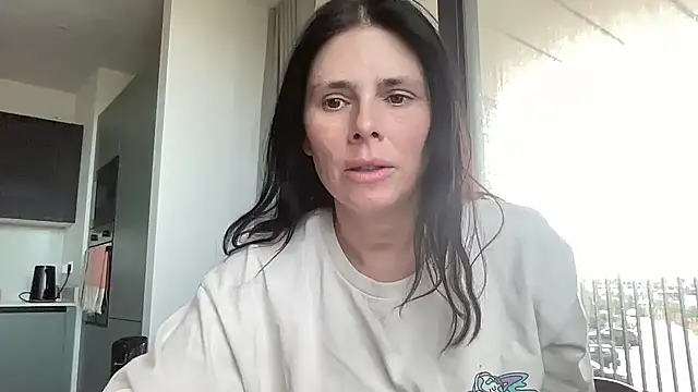 JadeLucy online show from 07/03/26, 06:53
