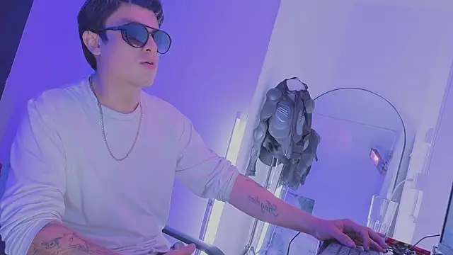 angel still  online show from 06/29/26, 10:15