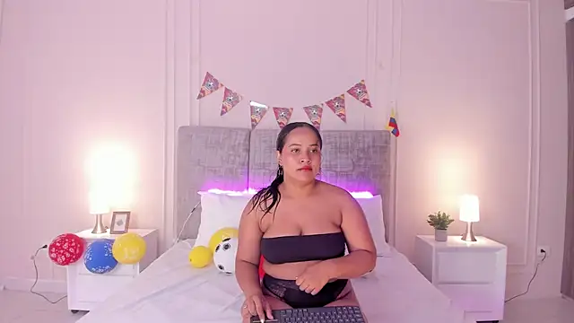 Emma-Velez online show from 06/30/26, 12:06