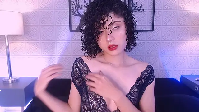 Snapshot of Naragh chatting on 06/06/26, 11:37 Naragh online show from 06/06/26, 11:37