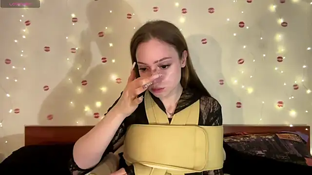 itskylieee online show from 06/21/26, 10:29