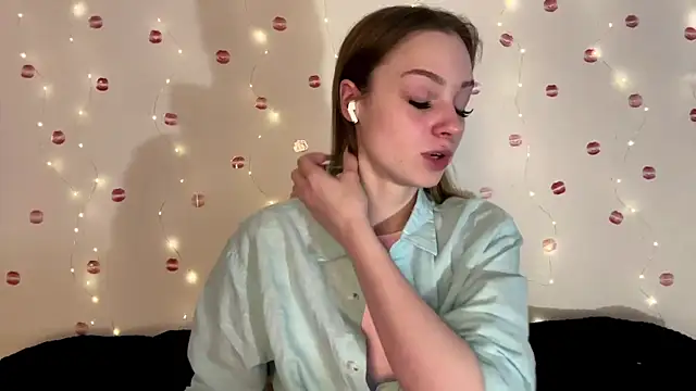 itskylieee online show from 07/19/26, 09:13