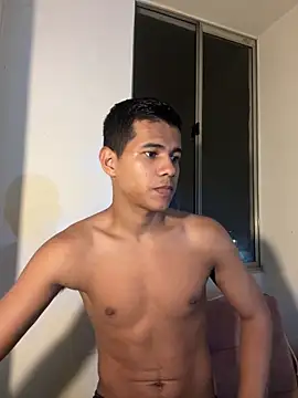 Andresfoxxxx online show from 06/04/26, 09:04