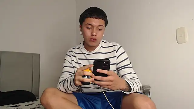 Owenn  blueee online show from 06/16/26, 03:09