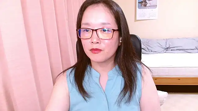 Snapshot of LENA-xo chatting on 07/22/26, 03:15 LENA-xo online show from 07/22/26, 03:15