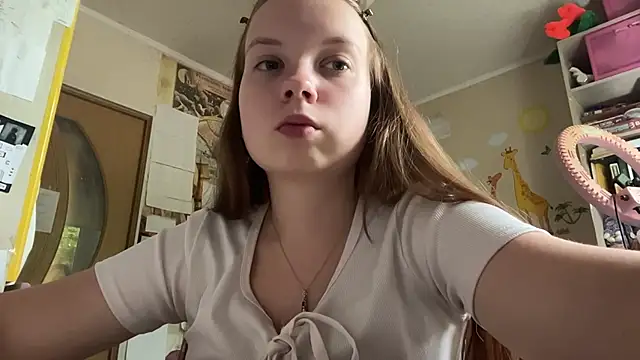 Aileyn online show from 06/17/26, 08:17