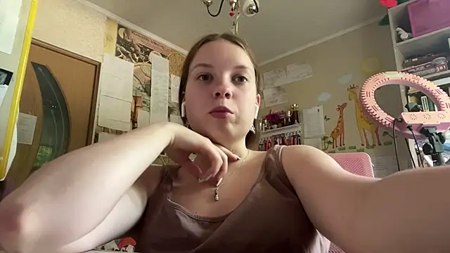 Aileyn online show from 06/18/26, 08:25