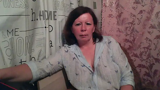 Snapshot of Schastlivaya43 chatting on 07/14/26, 07:30 Schastlivaya43 online show from 07/14/26, 07:30
