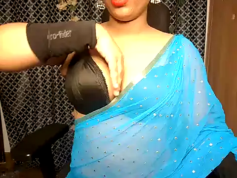 Snapshot of Sexydiya9 chatting on 07/22/26, 10:51 Sexydiya9 online show from 07/22/26, 10:51