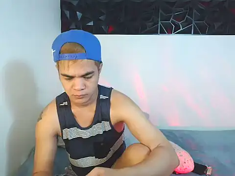 yourmikexxx online show from 06/09/26, 07:58
