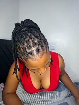 Midnight Juicy online show from 06/11/26, 07:34
