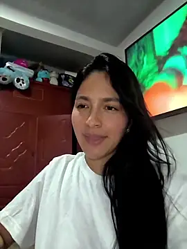 SophiCastro09  online show from 06/21/26, 12:46