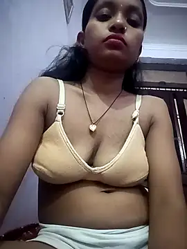 kajal jain00 online show from 07/13/26, 04:15