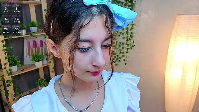 JasminKitany online show from 07/06/26, 08:11