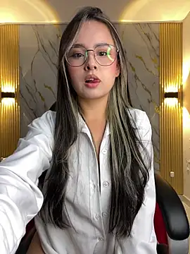Snapshot of Tinakitten chatting on 06/09/26, 11:44 Tinakitten online show from 06/09/26, 11:44