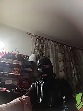 Snapshot of RubberFetischem chatting on 03/22/26, 12:03 RubberFetischem online show from 03/22/26, 12:03