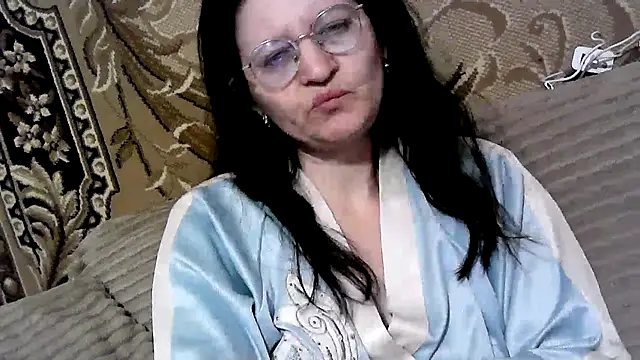 Snapshot of Dear_Annet chatting on 06/21/26, 06:54 Dear Annet online show from 06/21/26, 06:54