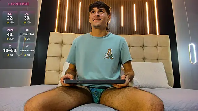 Zack23   online show from 06/10/26, 02:56