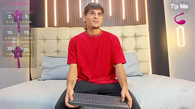 Zack23   online show from 07/02/26, 03:17