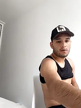 Snapshot of Thiago_Stone1 chatting on 06/26/26, 09:19 Thiago Stone1 online show from 06/26/26, 09:19