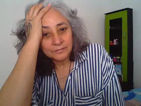 Snapshot of cersey_ chatting on 06/09/26, 04:51 cersey online show from 06/09/26, 04:51