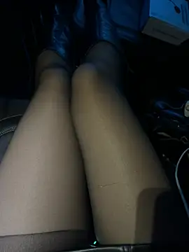 Snapshot of squirtqueen6 chatting on 07/05/26, 04:36 squirtqueen6 online show from 07/05/26, 04:36