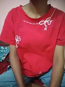 Snapshot of sonakshi88 chatting on 06/08/26, 05:08 sonakshi88 online show from 06/08/26, 05:08