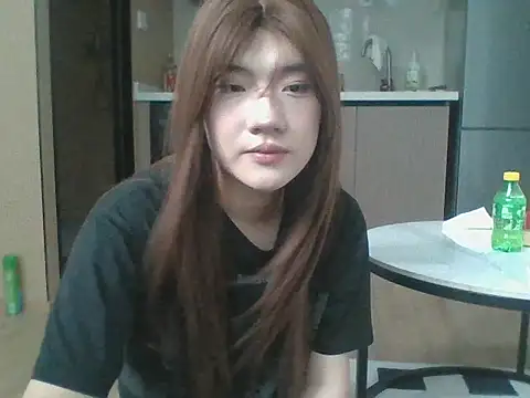 Bella-001 online show from 06/05/26, 11:49