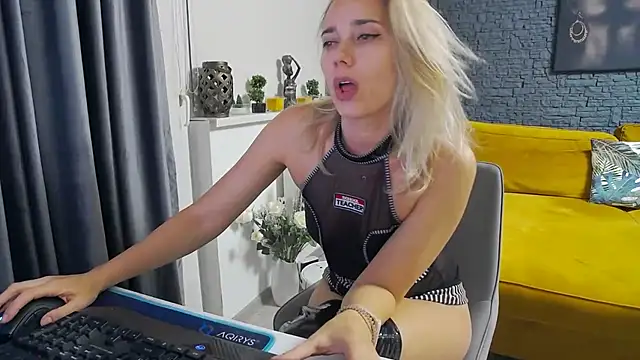 Angelface4you online show from 02/13/26, 08:38