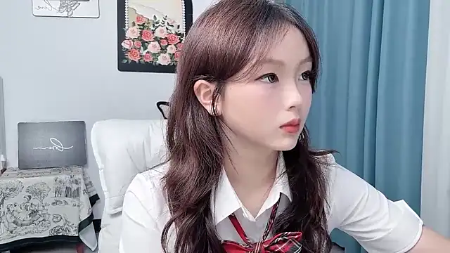 Snapshot of wenwen8888 chatting on 06/18/26, 11:14 wenwen8888 online show from 06/18/26, 11:14